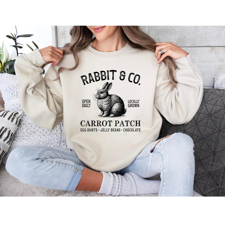 Elegant country-style rabbit print with old-fashioned typography, ideal for aprons and tote bags.